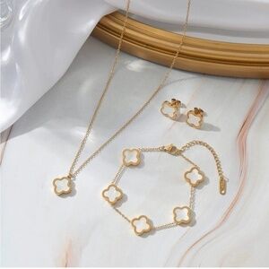 Gold 18k Gold Plated 3pc Clover Earring, Necklace & Bracelet Set
